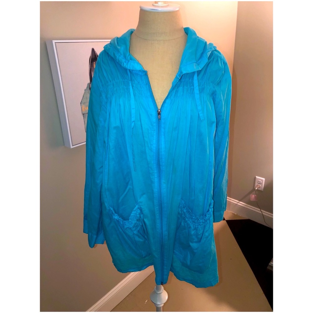 Light weight jacket